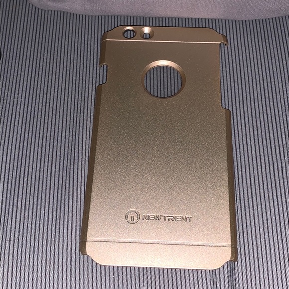 iPhone case - Picture 2 of 3